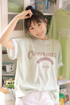 歐美黃色免費(fèi)看-調(diào)教強(qiáng)行破苞h公交車-91不卡視頻-激蕩瑜伽-舌頭伸進(jìn)她腿間的花縫小豆豆視頻-日韓美女性生活-黃色的大片-午夜春色-亞洲二區(qū)在線視頻